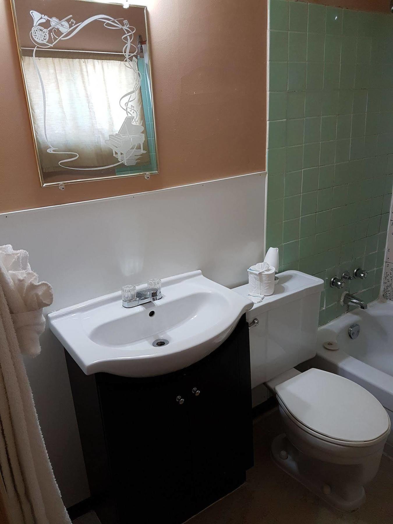 Capri Motel Port Colborne Eksteriør bilde